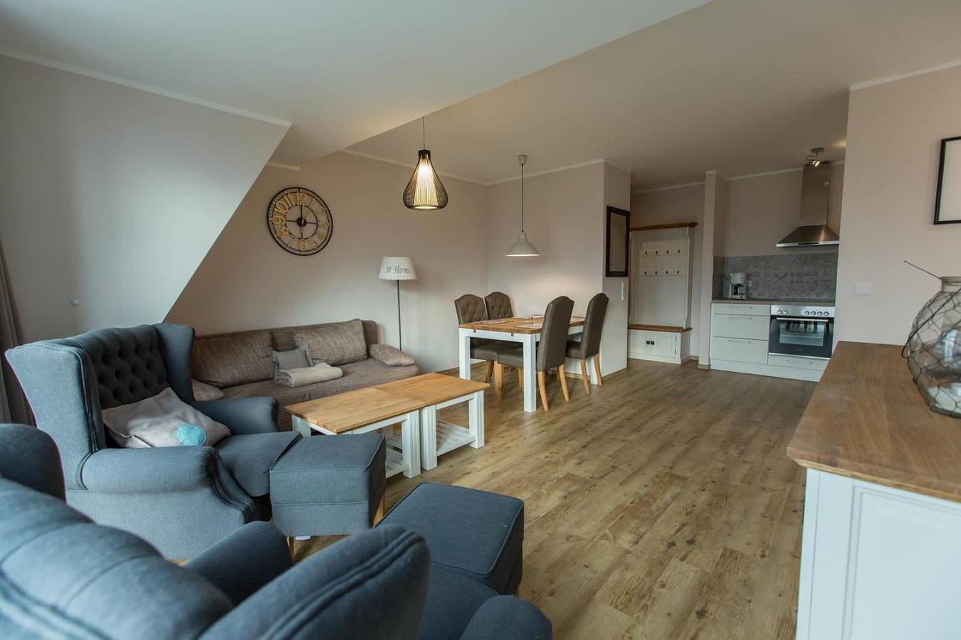 Ganze Wohnung, Willkommen im Ostseebad Kühlungsborn. Willkommen im Haus Sunnevelt. in Kühlungsborn, Mecklenburgische Ostseeküste