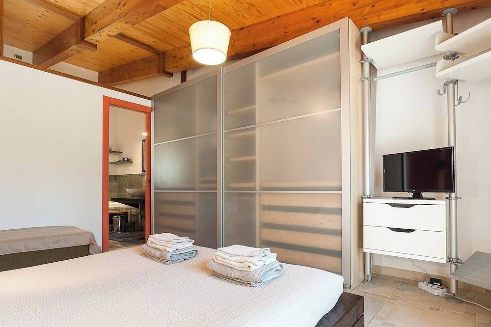 Villa La Cesa máx. 8 personas in Mezzomonte (Latina), Agro Pontino