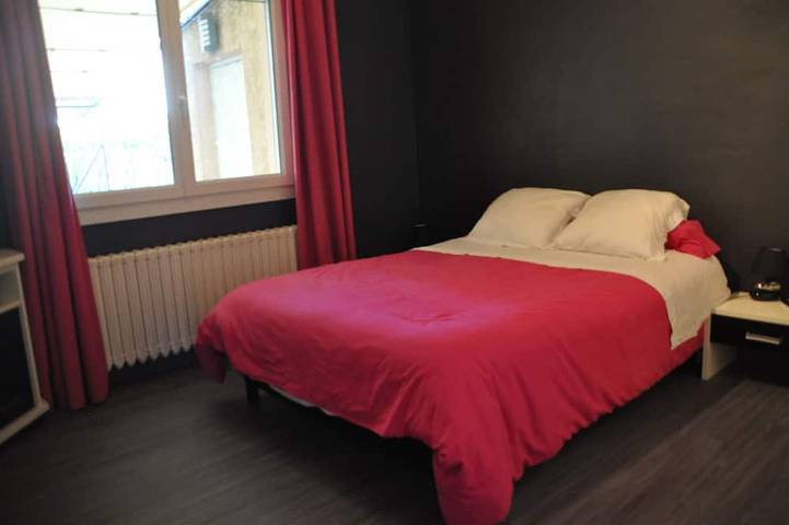 Location de vacances pour 10 personnes, avec jardin et terrasse à Mondragon - 4