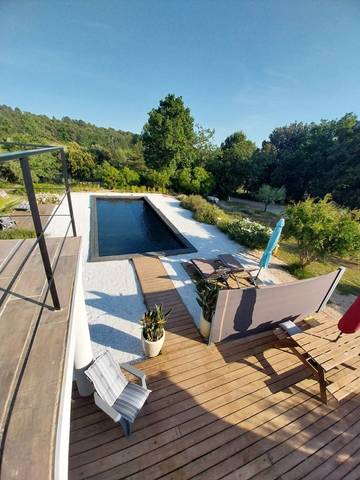 Chambre d’hôte pour 2 personnes, avec piscine et jardin dans le Var