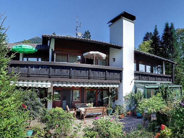 Ferienhaus für 2 Personen, mit Terrasse und Garten