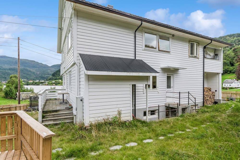 Entire apartment, Awesome apartment in Strandebarm in Kvam herad