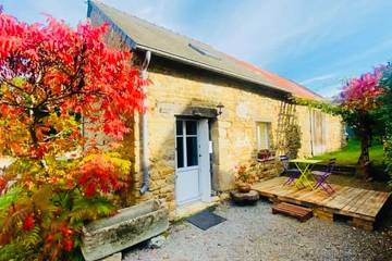 Gîte pour 4 personnes, avec terrasse et jardin à Vieux-Viel