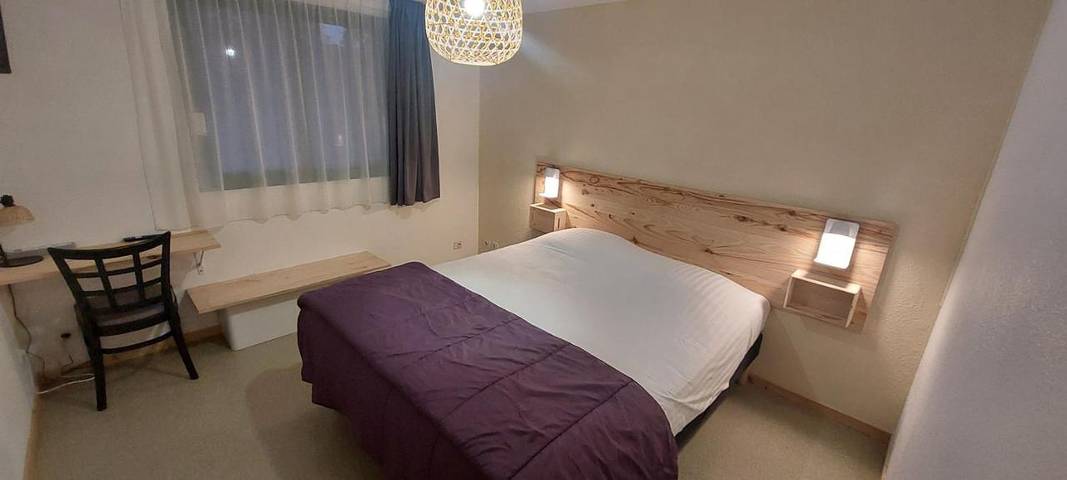 Hôtel pour 2 personnes, avec piscine et vue sur le lac ainsi que jardin et vue, animaux acceptés à Aire-sur-l'Adour - 4