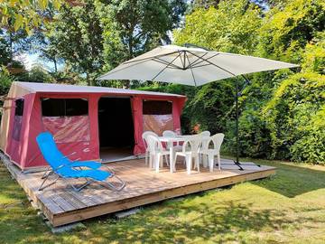 Tente pour 6 Personnes dans Saint-Malo-de-Beignon, Région de Vannes, Photo 1