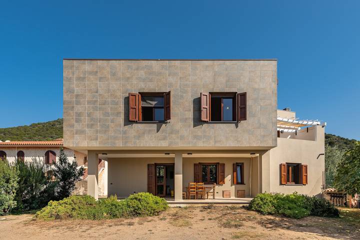 Cosy Apartment Villa Fico with Terrace, Garden & Air Conditioning; Parking Available, Pets Allowed in Chia, Domus De Maria