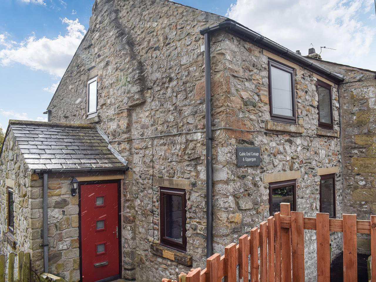 Gable End Cottage in Ingleton, Yorkshire Dales National Park