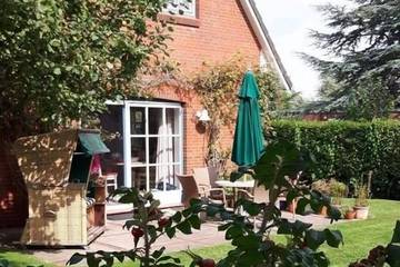 Ferienhaus für 4 Personen, mit Garten in Wrixum