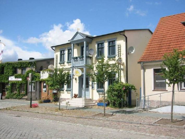 Ferienhaus für 16 Personen, mit Garten und Terrasse, mit Haustier in Sagard