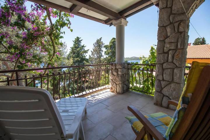 Ferienwohnung für 6 Personen, mit Terrasse auf Susak