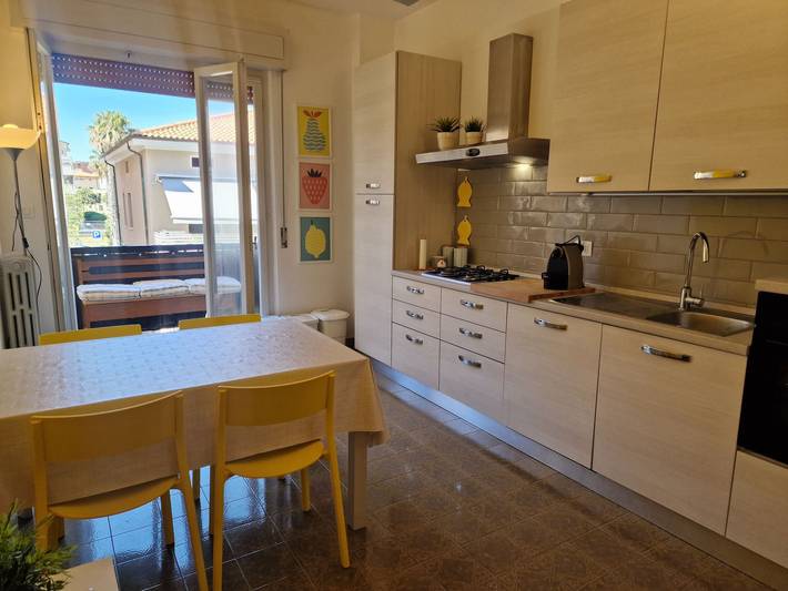 Appartamento intero, Via Del Passaggino 10 - La casa del Sole -Accogliente appartamento a due passi dal mare in Spiaggia di Rimigliano (San Vincenzo), San Vincenzo