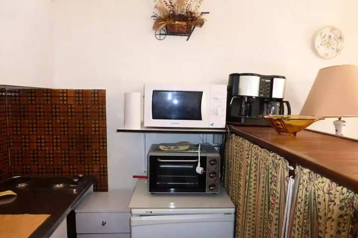 Gîte pour 4 personnes, avec balcon à Enchastrayes - 3
