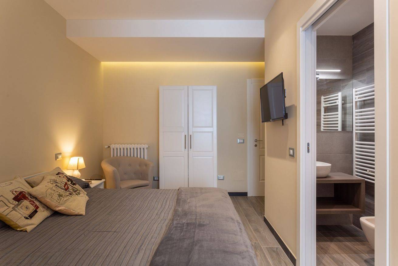 Geheel appartement, Carla&#x27;s House! Dante Room in Gavinana Galluzzo, Florence