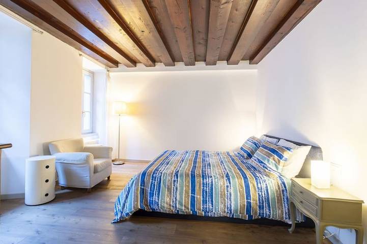 Appartamento intero, Bellissimo appartamento per 2 ospiti con Wifi, Tv e balcone in Morbegno (Borgo), Morbegno