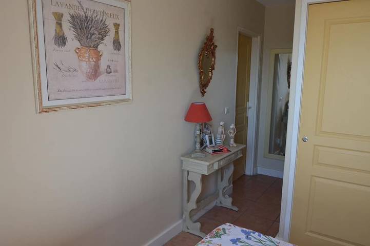 Apartamento entero, Espléndida vista del Golfo de Saint-Tropez, apartamento muy bien equipado. in Roquebrune-sur-Argens, Costa mediterránea (Francia)