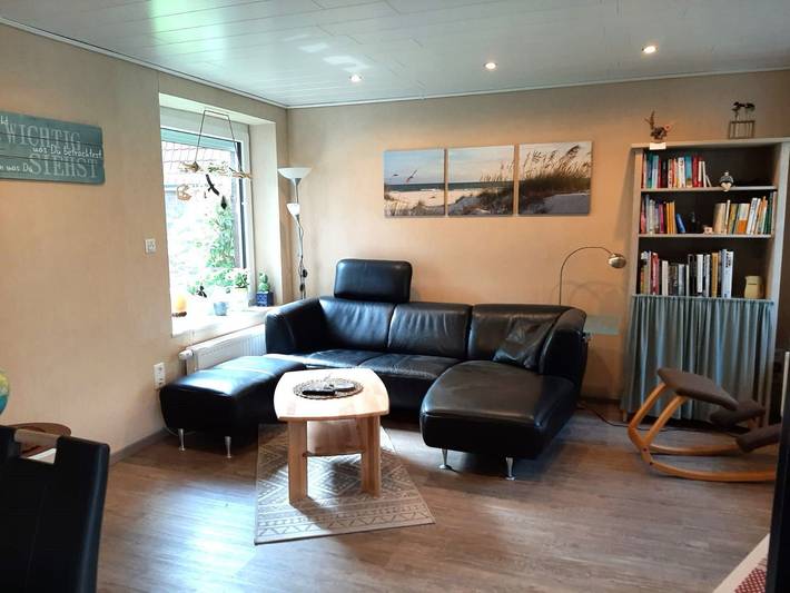 Ferienhaus für 4 Personen, mit Terrasse und Garten in Norden - 2