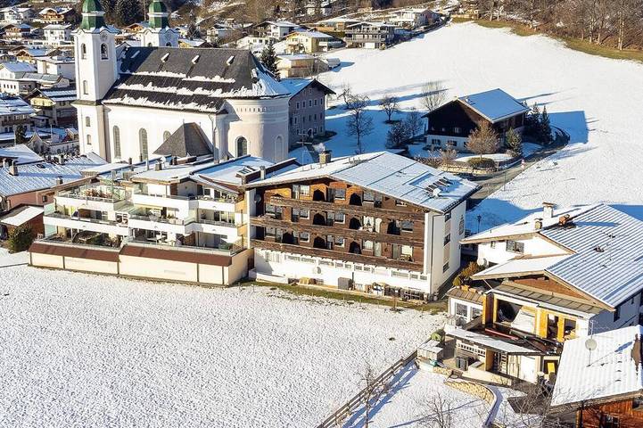 Hütte für 2 Personen, mit Balkon in Brixen im Thale