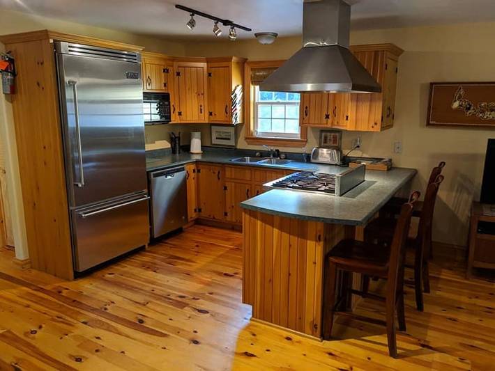 Cottage for 11 people, with garden and hot tub, with pets in Prince Edward Island