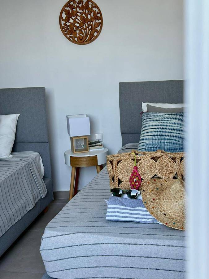 Chambre d’hôte pour 2 personnes, avec terrasse et vue dans Kea - 3