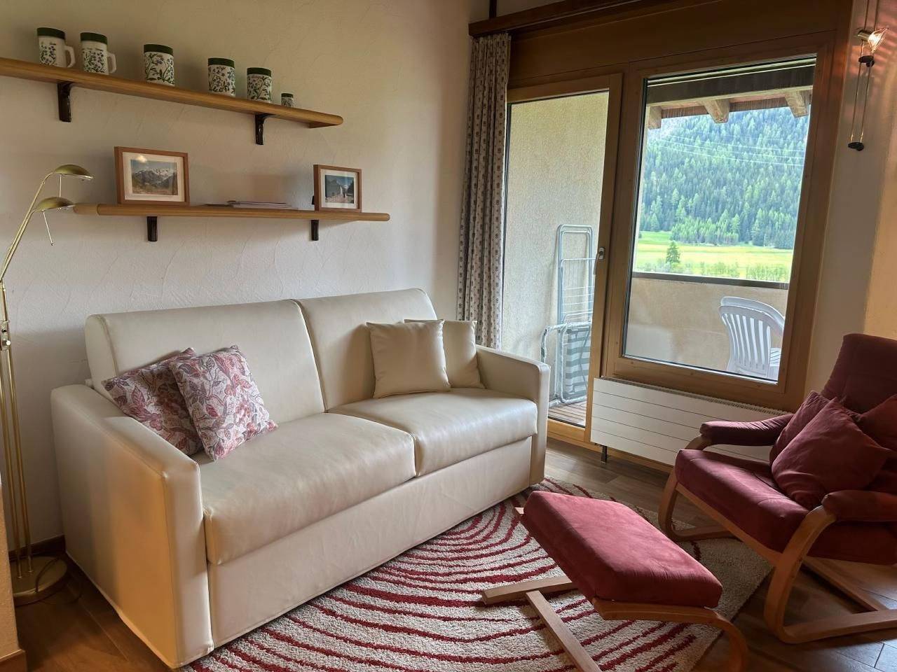 Ganze Wohnung, Residenz La Mora 19 in La Punt-Chamues-ch, Sankt Moritz