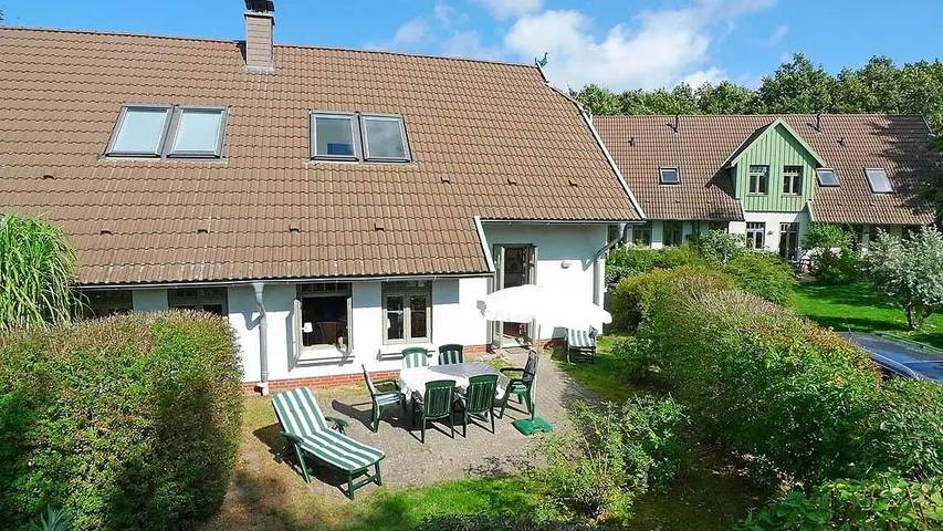 Ferienhaus für 6 Personen, mit Garten in Wustrow - 2