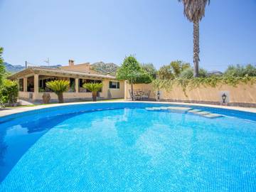 Villa in Pollença, Serra de Tramuntana für 6 