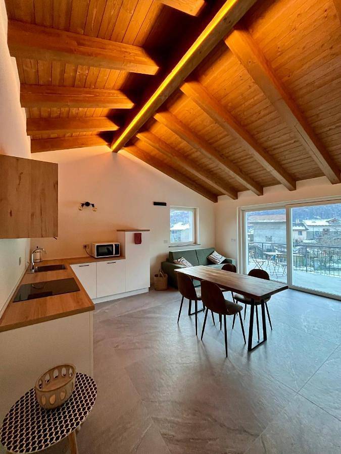 Gîte pour 4 personnes, avec balcon et vue dans Nus
