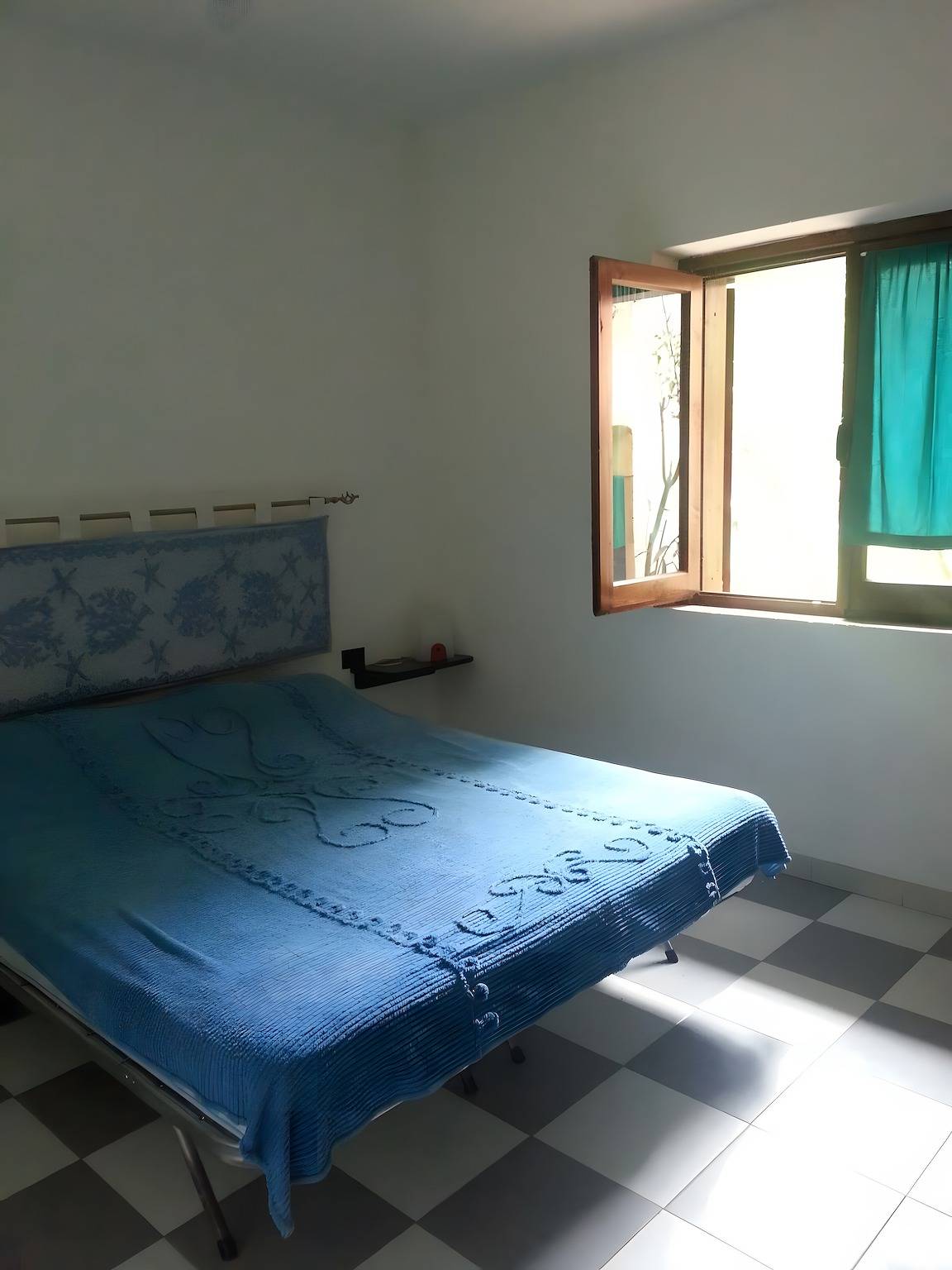Appartamento intero, Appartamento 'Sea View Accommodation with Garden' con vista mare, terrazza e giardino privati in Ruoni, Santa Teresa Gallura