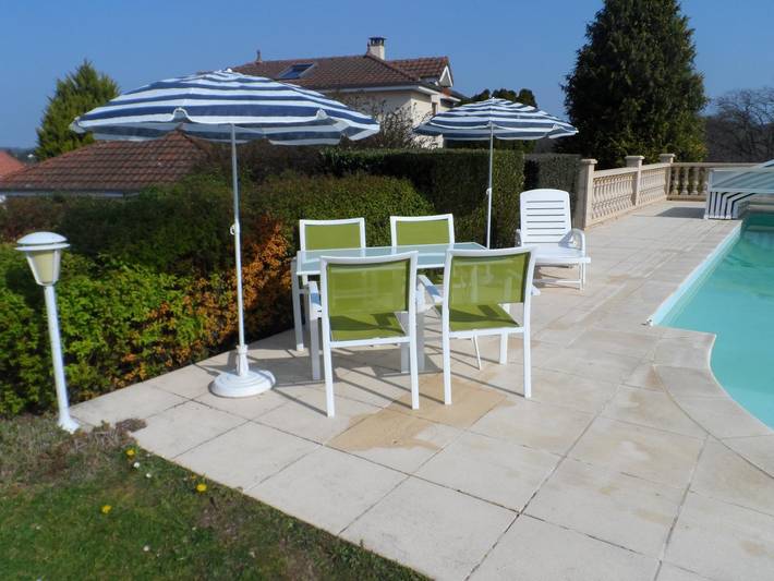 Gîte pour 4 personnes, avec jardin ainsi que piscine et terrasse à Saint-Yrieix-la-Perche - 4