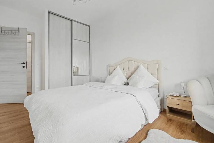 Gîte pour 6 personnes, avec Terrasse et Jardin ainsi que Vue sur le lac et Vue à La Motte-Servolex - 2