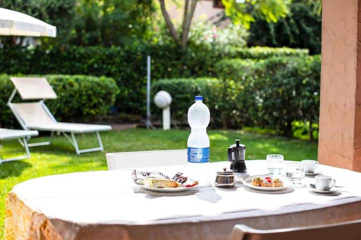 Ferienhaus für 6 Personen, mit Terrasse und Garten sowie Pool und Ausblick