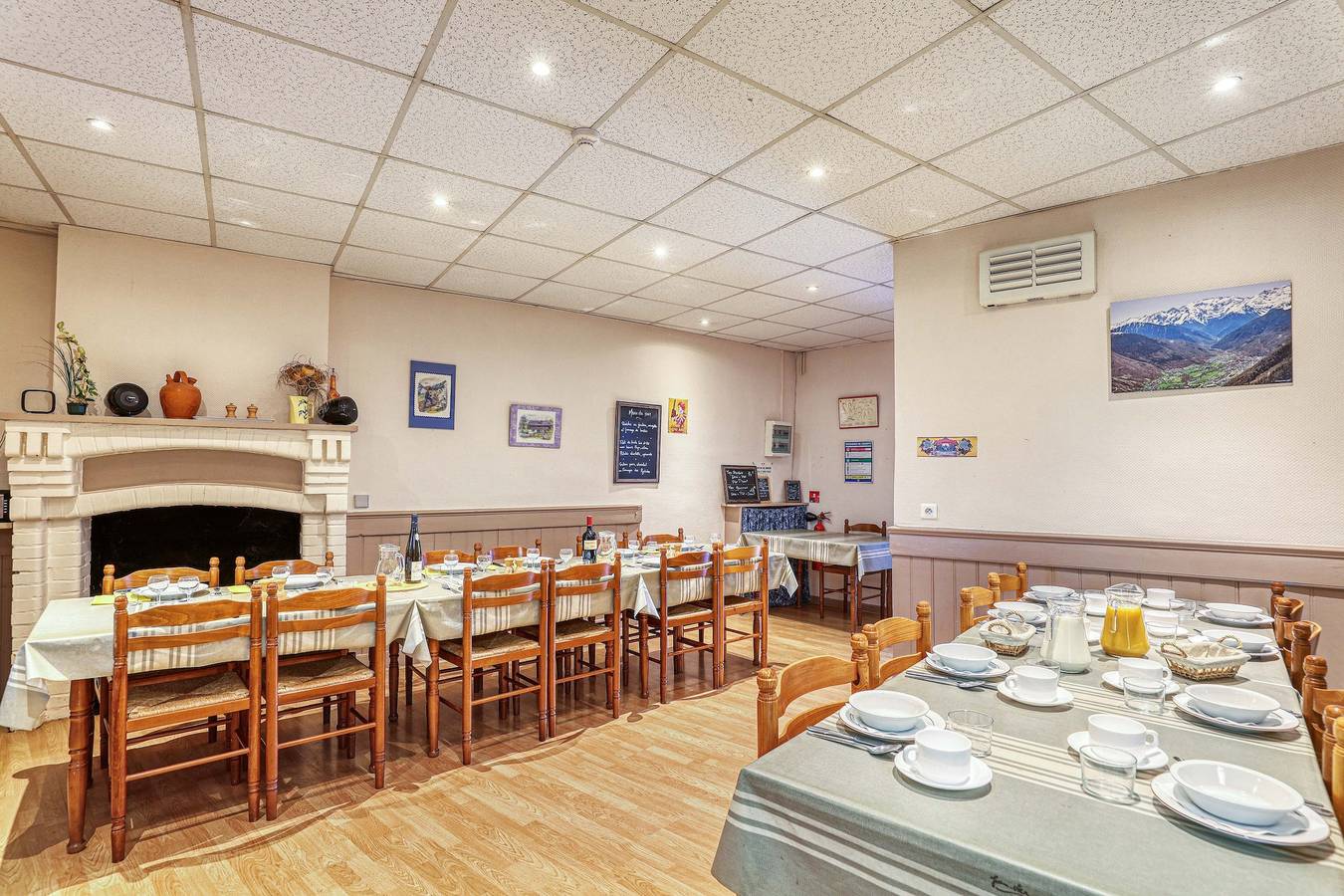 Spacious House in Bagnères-de-Luchon near the slopes, ideal. in Luchon-Superbagnères, Bagnères-de-Luchon