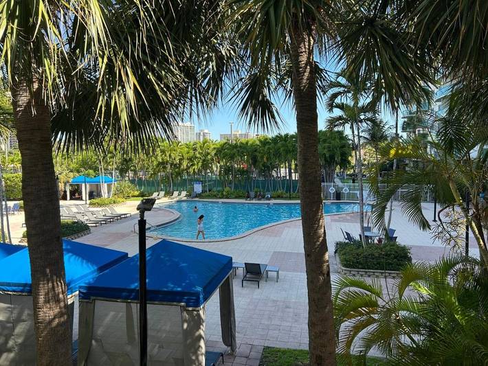 Appartement de vacances pour 4 personnes, avec vue ainsi que balcon et piscine, adapté aux familles - 1