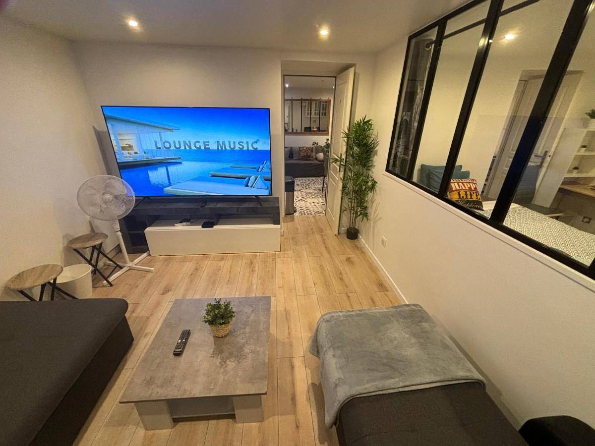 Appartement entier, B0 - Fabulous Appart - 10min Paris Expo - 5 rooms 8 beds in Bagneux, Hauts-de-Seine