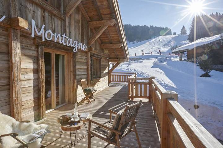 Hôtel pour 5 personnes, avec vue et terrasse, animaux acceptés