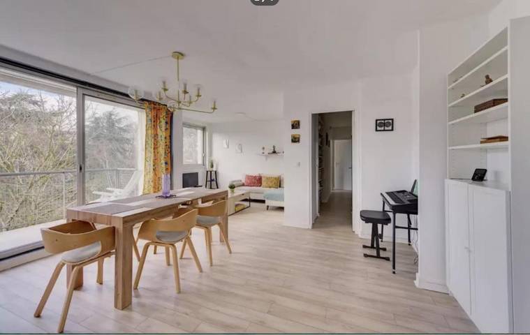 Gîte pour 6 personnes, avec balcon à Marly-le-Roi