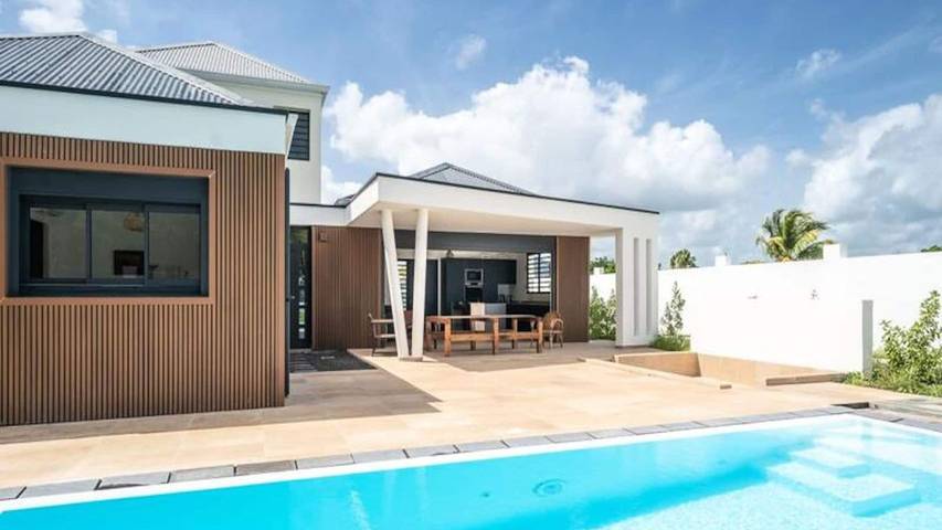 Gîte pour 9 personnes, avec piscine et jardin dans Port-Louis (Guadeloupe) - 3