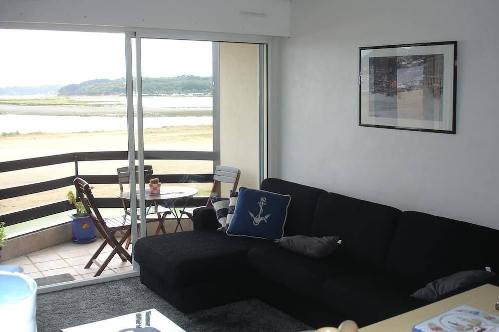 Apartamento entero, Gran estudio de 29 m2 con vistas al mar 50 m! in Perros-Guirec, Costa de granito rosa