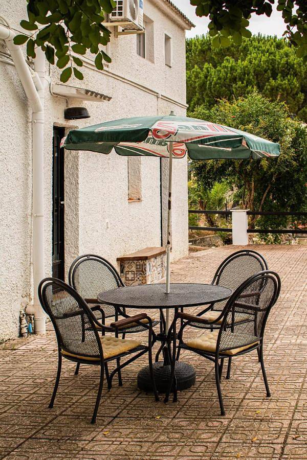 Casa rural para 3 personas, con vistas además de jardín y piscina en Hoya de Buñol - 3