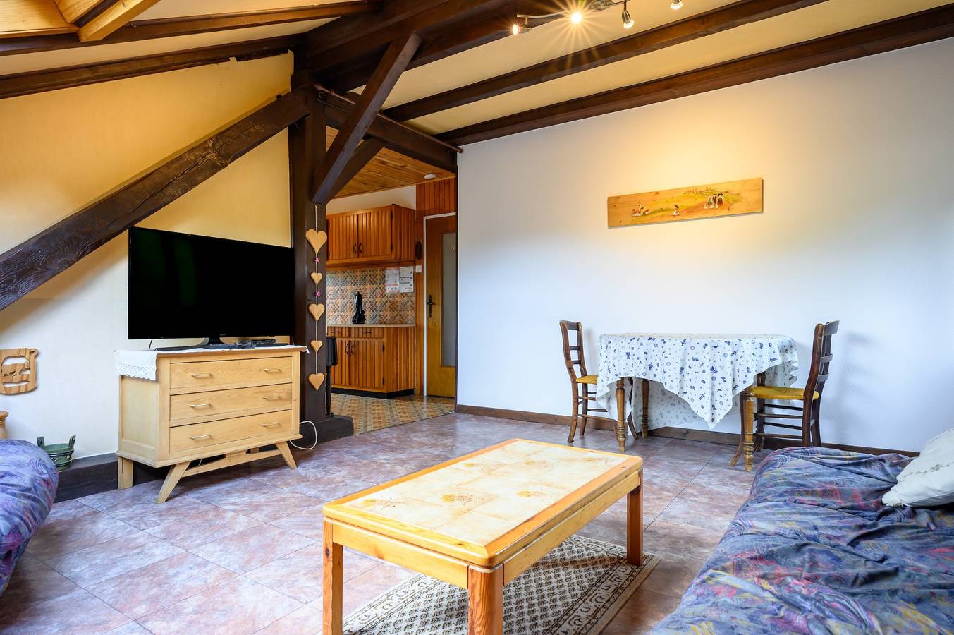 Appartement 'Au Petit Chamois' met bergzicht, privétuin en wifi, foto 8