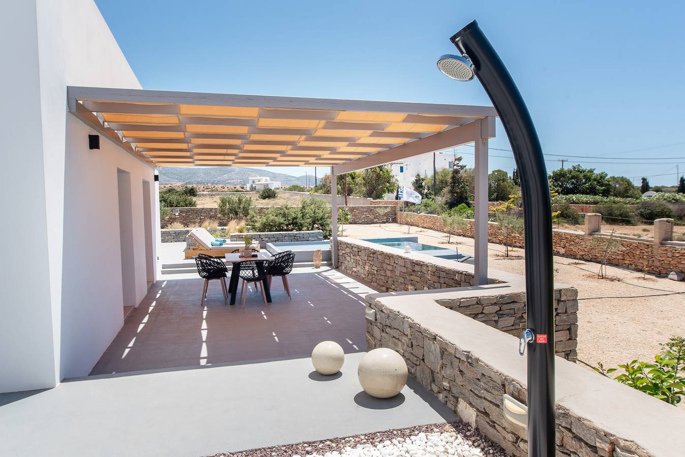 Villa 'Blue Bell Resort Sunrise' with Sea View, Wi-Fi and Air Conditioning in Paros