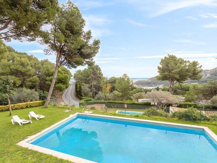 Ganze Ferienwohnung, Ferienwohnung für 5 Personen mit Terrasse in Begur, Costa Brava