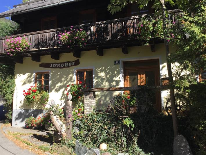 Bauernhaus für 3 Personen, mit Balkon und Garten
