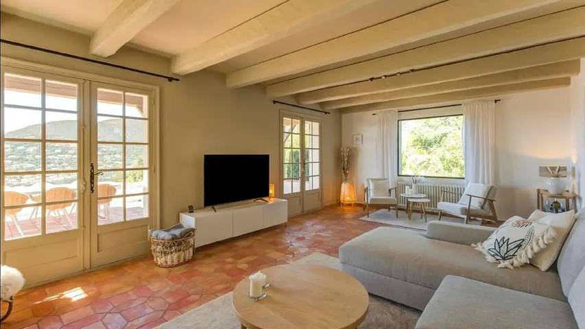 Villa pour 11 personnes, avec terrasse et piscine à Cavalaire-sur-Mer - 2