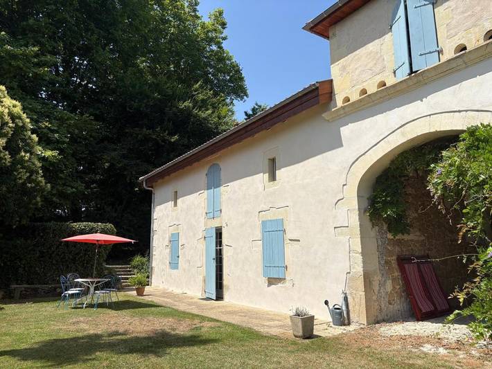 Location de vacances pour 6 personnes, avec jardin ainsi que terrasse et piscine, animaux acceptés à Gamarde-les-Bains - 3