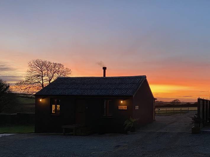 Cottage for 2 people, with hot tub and terrace, with pets in South-Wales