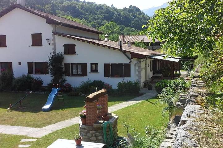 Ferienwohnung für 8 Personen, mit Garten und Terrasse - 1