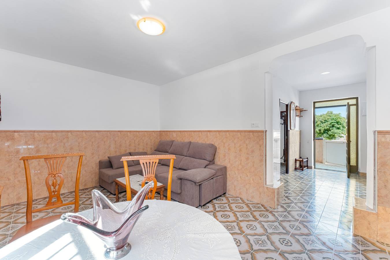 Ferienhaus 'Antique Spanish Villa' mit privater Terrasse, Wlan und Klimaanlage in Portico Mediterraneo, Guardamar del Segura