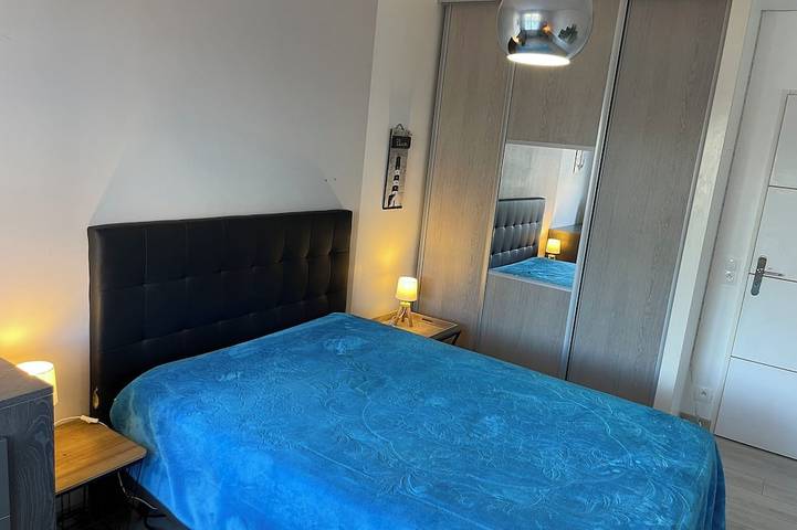 Location de vacances pour 8 personnes, avec piscine et jardin dans Plage des Boulassiers - 4