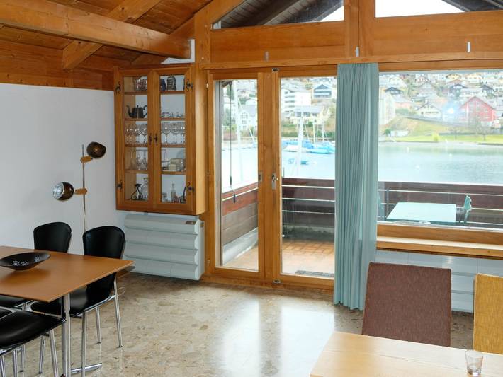 Ferienwohnung für 4 Personen, mit Balkon und Seeblick am Thunersee - 2